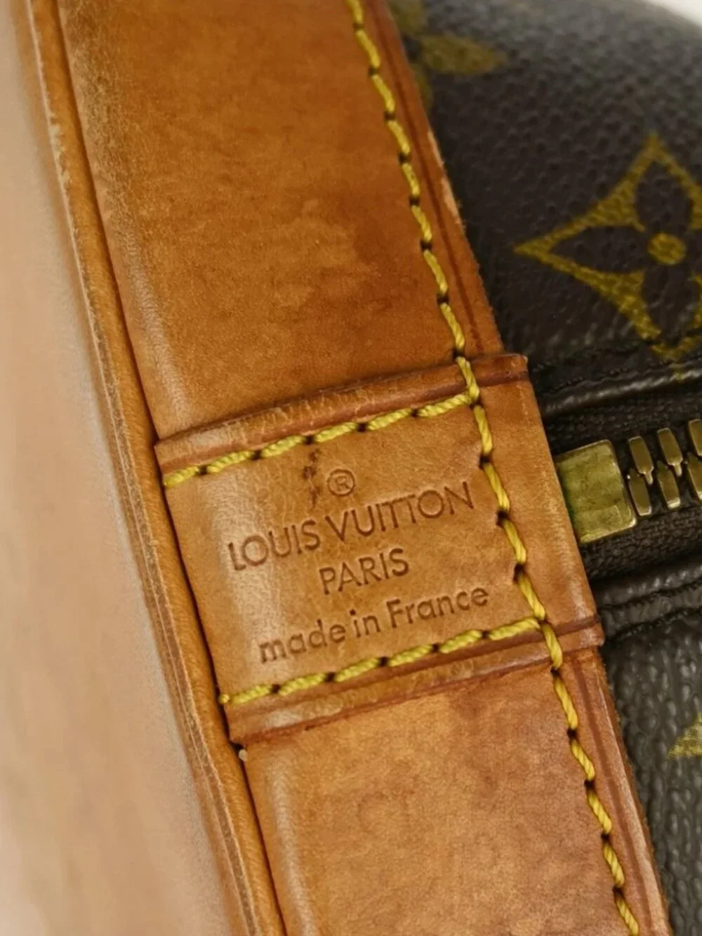 LOUIS VUITTON ALMA HANDBAG MONOGRAM